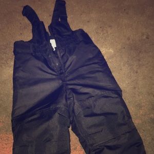 Kids snowsuit 2t